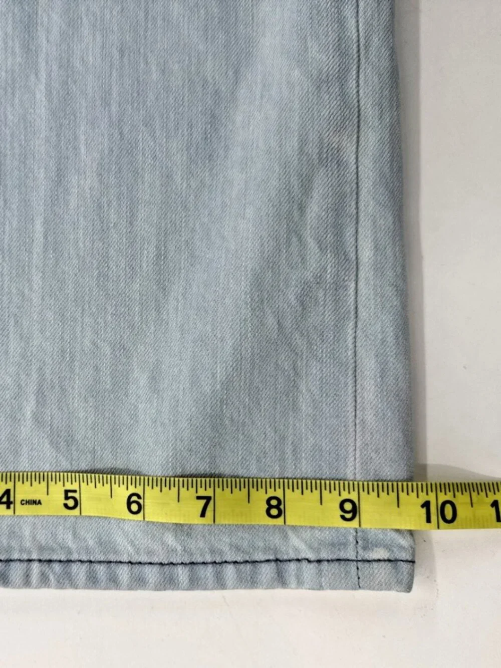 True Religion Jeans Mens 38x34 Ricky Light Blue Denim Distressed Flap Pockets